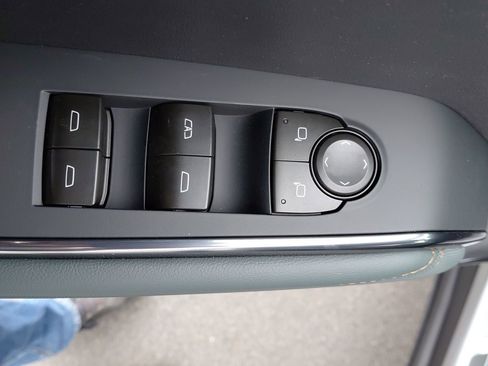 New 2026 GMC Acadia AT4 image 19