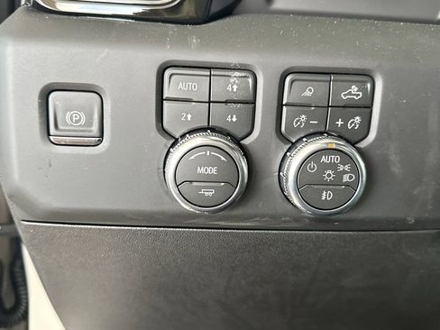 New 2026 GMC Sierra 2500 AT4 w/ AT4 Premium Plus Package image 26