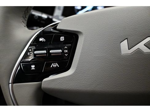 New 2026 Kia Niro Wave w/ Wave Preserve Package FWD image 23