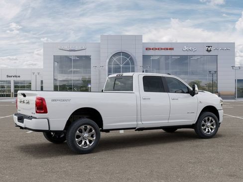 New 2026 RAM 2500 Laramie AWD/4WD image 4