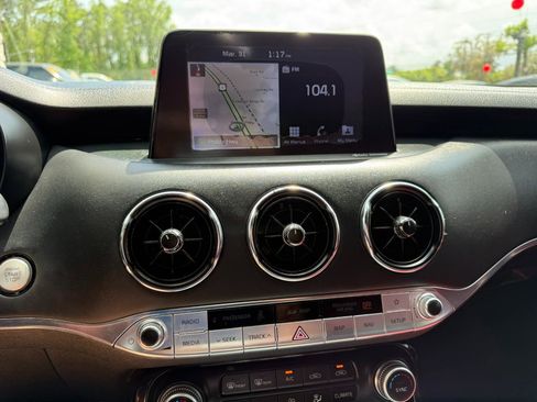 Used 2019 Kia Stinger GT2 image 38