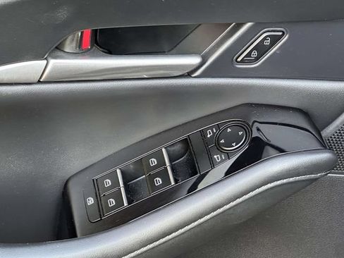 Used 2024 MAZDA CX-30 AWD 2.5 S w/ Select Sport Pkg image 16