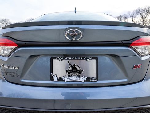 Used 2020 Toyota Corolla SE w/ SE Premium Package image 40