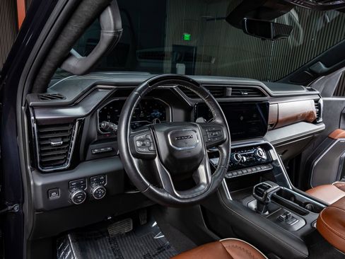 Used 2023 GMC Sierra 1500 Denali Ultimate image 16