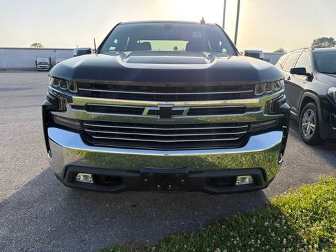 Used 2019 Chevrolet Silverado 1500 LT w/ All-Star Edition AWD/4WD image 2