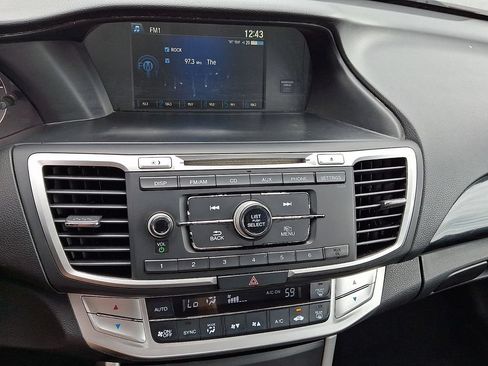 Used 2015 Honda Accord Sport image 16