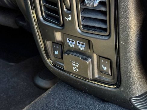 Used 2024 Dodge Durango SRT AWD/4WD image 22