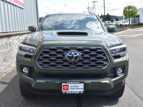 Certified 2021 Toyota Tacoma TRD Sport w/ TRD Premium Sport Package AWD/4WD image 2