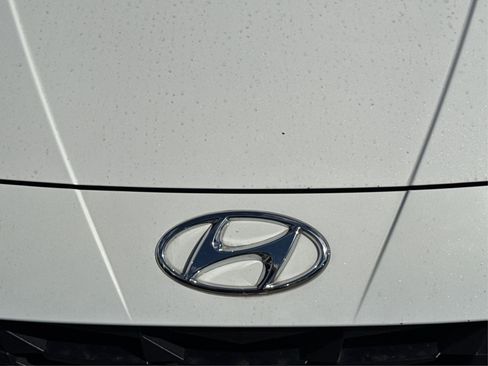 Used 2023 Hyundai Elantra SEL w/ Cargo Package image 13