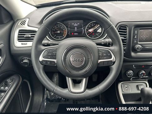 Used 2018 Jeep Compass Sport image 13
