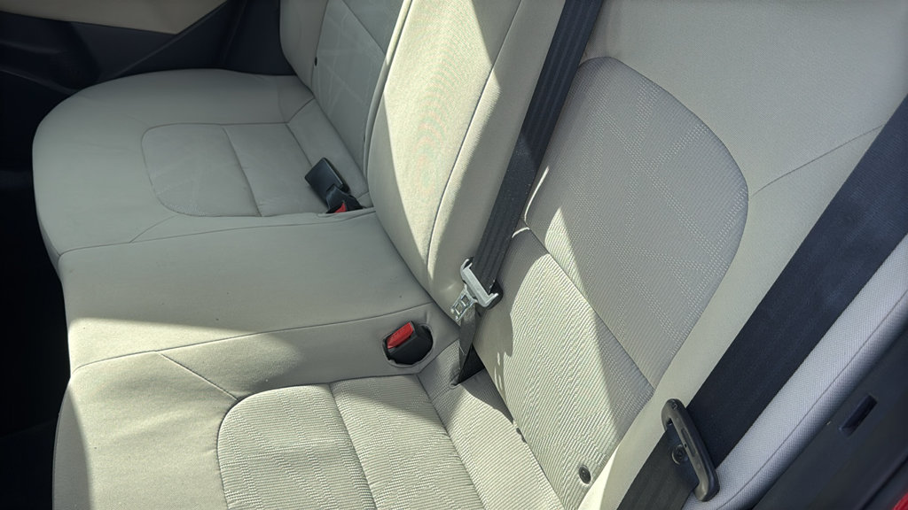 Used 2013 Kia Rio LX FWD image 32