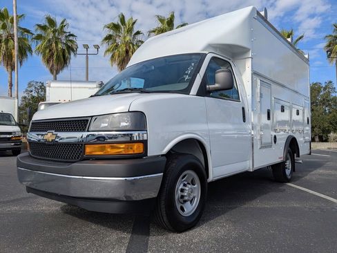 New 2025 Chevrolet Express 3500 w/ Power Convenience Package image 11
