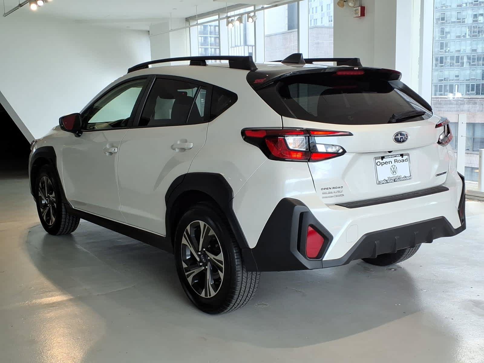Used 2024 Subaru Crosstrek 2.0i Premium AWD/4WD image 6