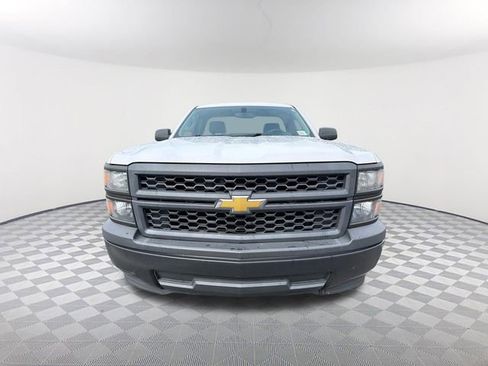 Used 2014 Chevrolet Silverado 1500 W/T RWD image 2