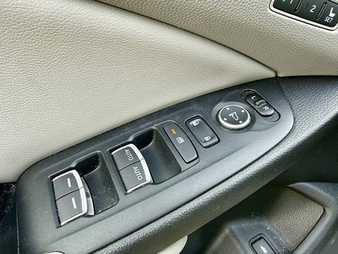 Used 2018 Honda Accord EX-L image 13