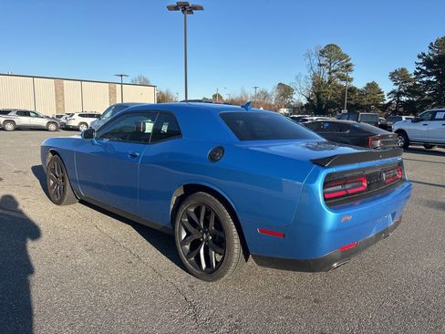 Used 2023 Dodge Challenger SXT w/ Blacktop Package image 6