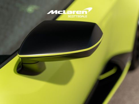 Used 2022 Lamborghini Huracan EVO image 14