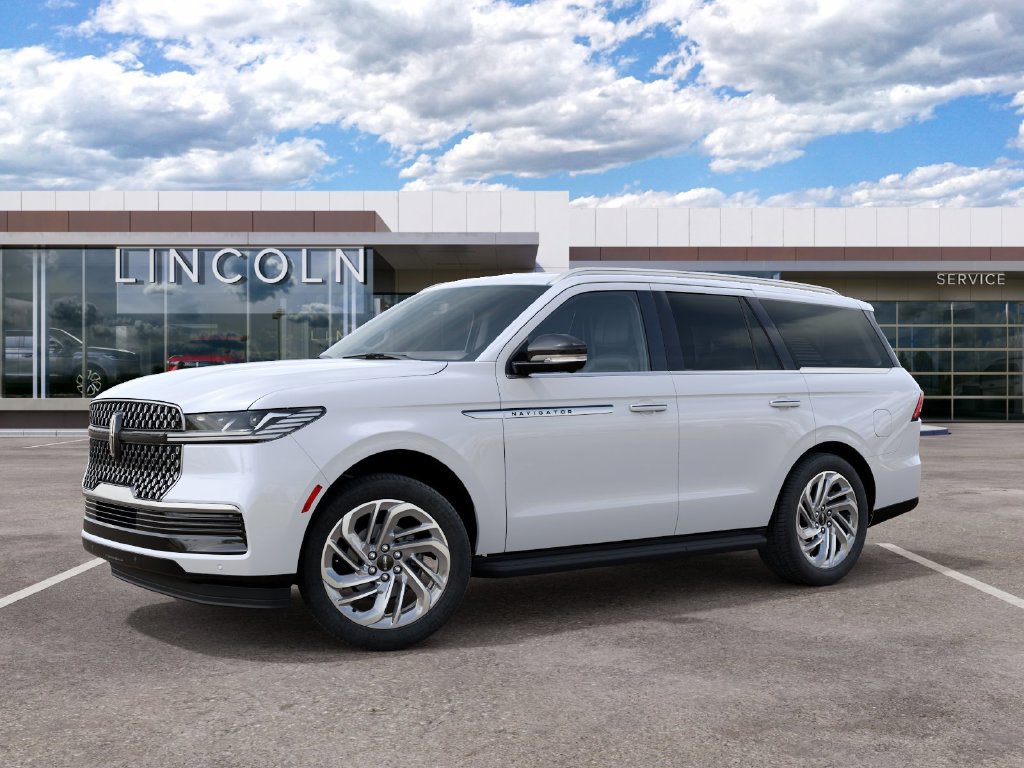 New 2027 Lincoln Navigator Premiere RWD image 1