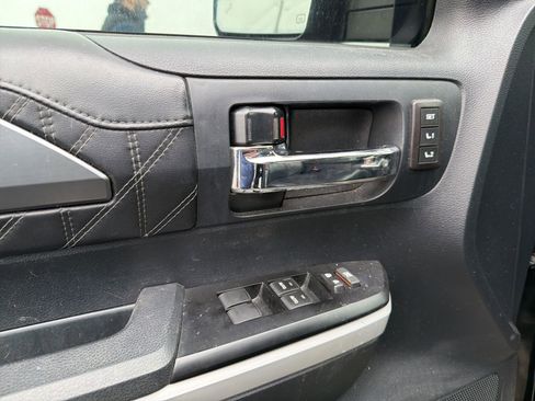 Used 2018 Toyota Tundra Platinum image 15