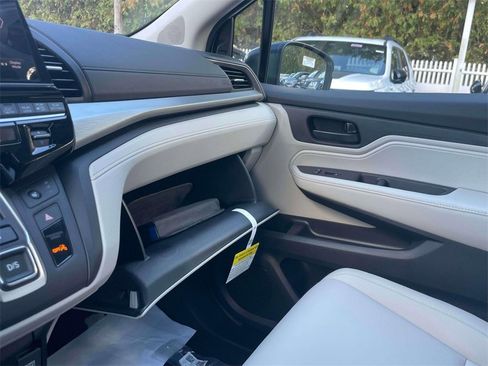 New 2026 Honda Odyssey Sport-L image 31