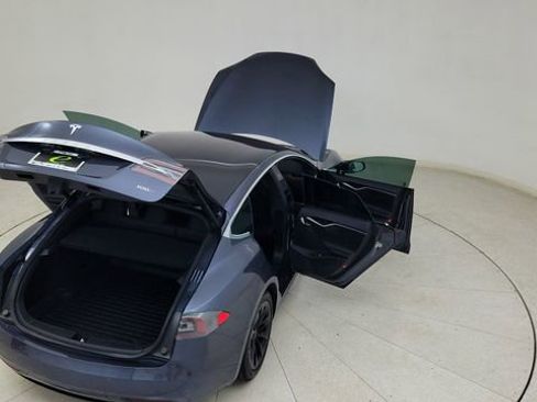 Used 2019 Tesla Model S 100D image 90