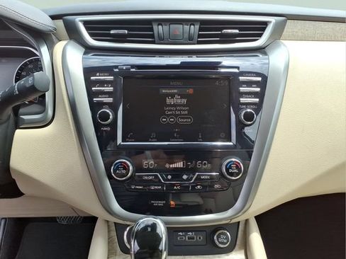 Used 2023 Nissan Murano SV AWD/4WD image 18