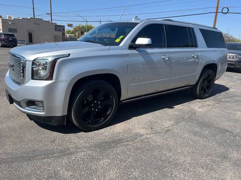 Used 2017 GMC Yukon XL Denali w/ Open Road Package RWD image 10