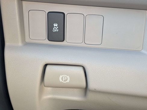 Used 2015 Honda Pilot LX image 24