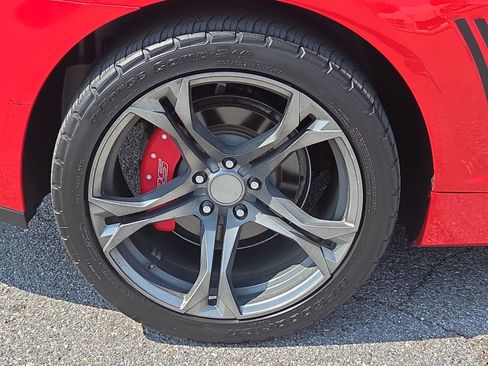 Used 2015 Chevrolet Camaro LT w/ RS Package RWD image 7