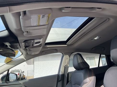 Used 2024 Subaru Crosstrek 2.5i Limited w/ Crosstrek Mirror Package image 25