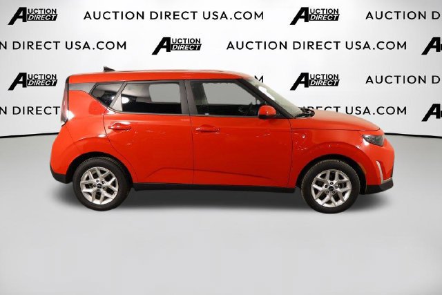 Used 2024 Kia Soul LX w/ LX Technology Package FWD image 47