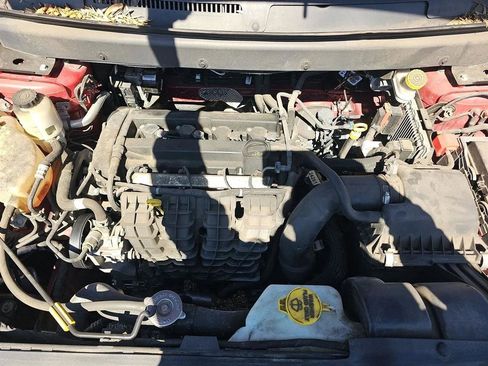 Used 2018 Dodge Journey SE image 15