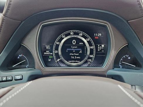 Used 2018 Lexus LS 500 w/ Luxury Package RWD image 11