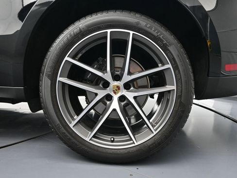Used 2026 Porsche Macan image 26
