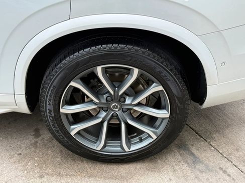 Used 2018 Volvo XC90 T6 Momentum w/ Convenience Package AWD/4WD image 51