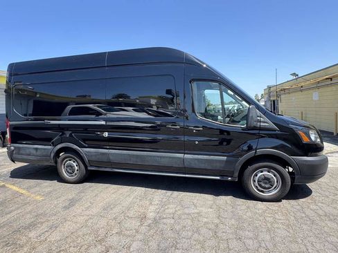 Used 2019 Ford Transit 250 148 High Roof Extended RWD image 6