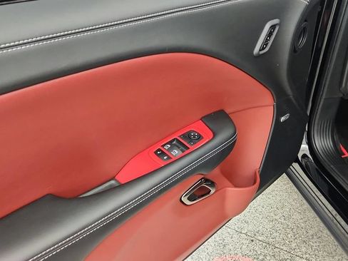 Used 2023 Dodge Challenger SRT Hellcat RWD image 13
