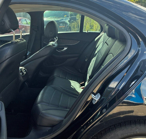 Used 2016 Mercedes-Benz C 300 4MATIC Sedan image 4