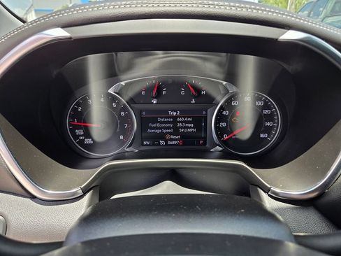 Used 2023 Chevrolet Blazer LT FWD image 32