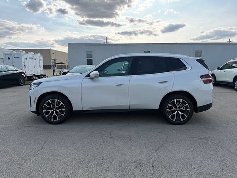 Used 2025 BMW X3 xDrive30i w/ Premium Package AWD/4WD image 2
