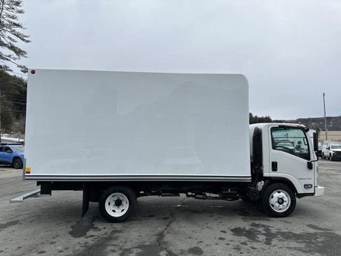 New 2024 Chevrolet Low Cab Forward 5500XG RWD image 6