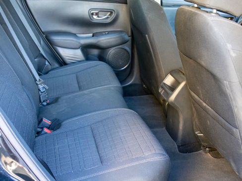 Used 2024 Honda HR-V LX image 9