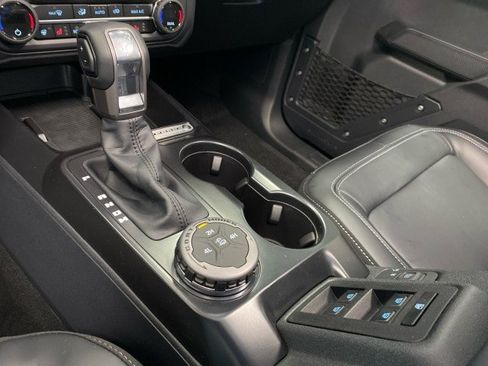 New 2025 Ford Bronco Outer Banks image 24