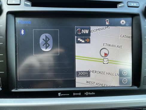 Used 2019 Toyota Highlander Limited Platinum image 24