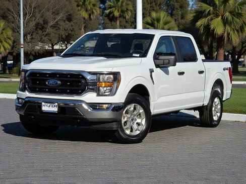 Used 2023 Ford F150 XLT image 2