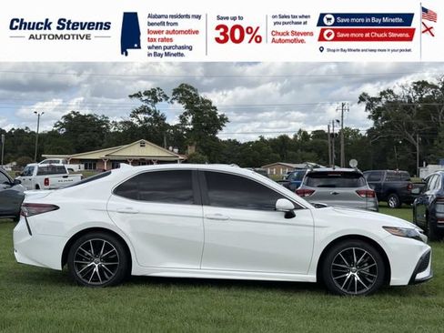 Used 2024 Toyota Camry SE FWD image 5