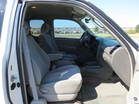 Used 2006 Toyota Tundra Limited image 30