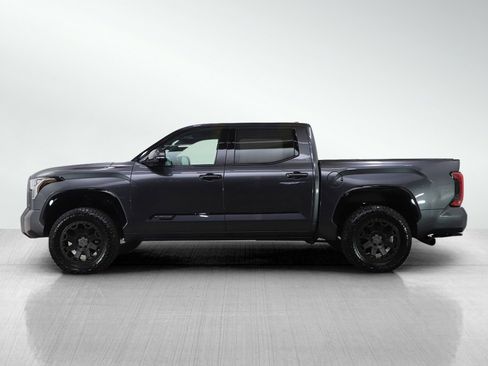 Used 2023 Toyota Tundra Platinum image 2