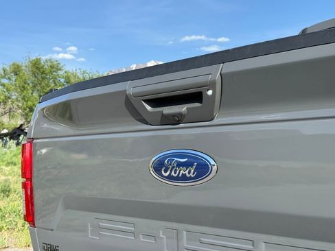 Used 2020 Ford F150 Lariat w/ Equipment Group 502A Luxury AWD/4WD image 14