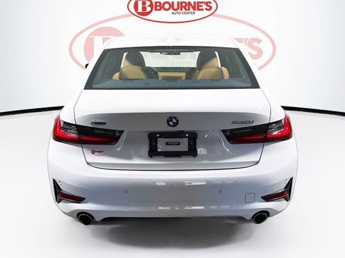 Used 2022 BMW 330i xDrive Sedan w/ Convenience Package AWD/4WD image 9